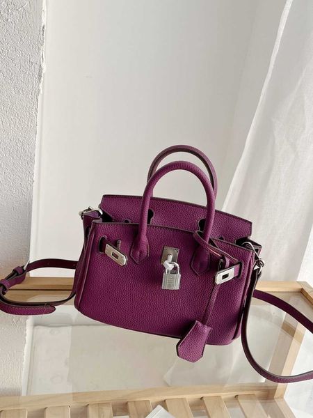 casual h ermes brikiss shoulder bags for women online store 2023 trendy fashion 20 inch silk scarf lock one shoulder cross body handheld cow
casual h ermes brikiss shoulder bags for women online store 2023 trendy fashion 20 inch silk scarf lock one shoulder cross body handheld cow