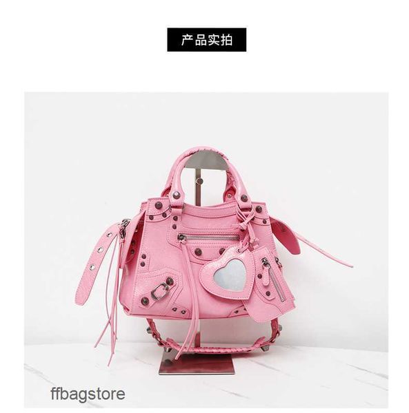 designer neocagole tote girl le cagole bag bags 2023 women large evening handbags metal cool leather women's mirror purse fashionable 2
designer neocagole tote girl le cagole bag bags 2023 women large evening handbags metal cool leather women's mirror purse fashionable 2