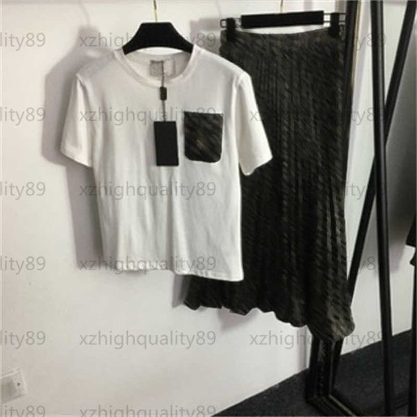 designer womens suit t-shirt two piece dress set chest pocket cotton short sleeve t shirt letter high waist pleated half skirt women designe, White
designer womens suit t-shirt two piece dress set chest pocket cotton short sleeve t shirt letter high waist pleated half skirt women designe, White