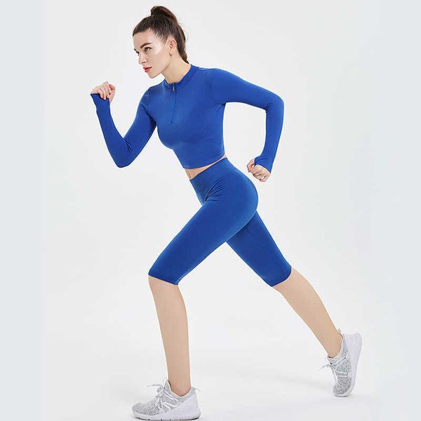 seamless solid color yoga suit for women's sports and fitness wear zippered long sleeved quarter shorts two-piece set
seamless solid color yoga suit for women's sports and fitness wear zippered long sleeved quarter shorts two-piece set