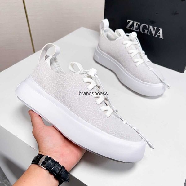 new zzegna zegnas sports running shoes light leather casual shoes breathable thick sole slip on men's shoes genuine, Black
new zzegna zegnas sports running shoes light leather casual shoes breathable thick sole slip on men's shoes genuine, Black