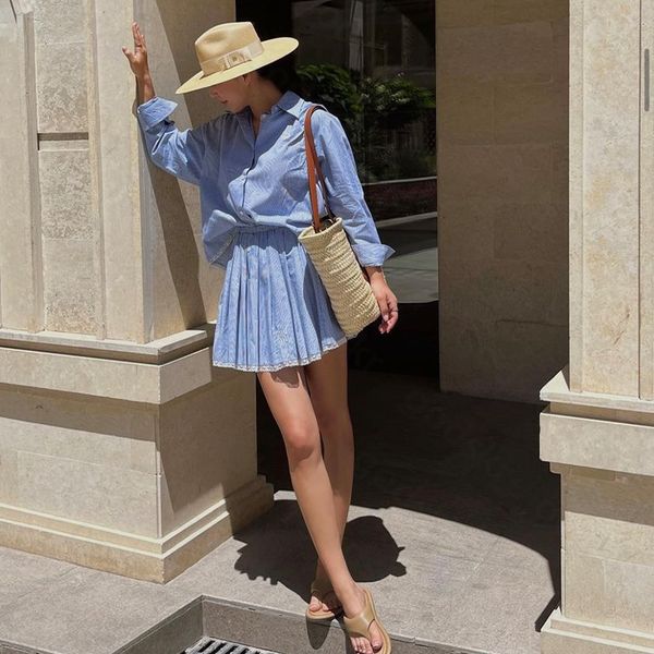 women shirt pleated skirt long sleeve striped jacket lace edge skirt miniskirt casual coat skirt set, Gray
women shirt pleated skirt long sleeve striped jacket lace edge skirt miniskirt casual coat skirt set, Gray