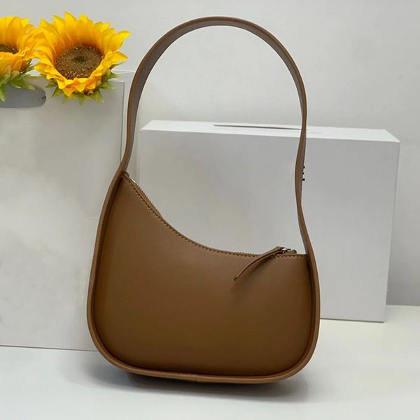 the row half moon bag smooth leather women designer flat shoulder strap curved zipper clutch tote suded lining underarm purse eqog
the row half moon bag smooth leather women designer flat shoulder strap curved zipper clutch tote suded lining underarm purse eqog