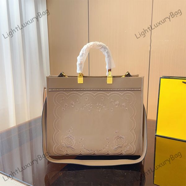 fashion large tote bag designer bags handbag leather luxury ff totes crossbody bags wallet classic shopping pouch detachable 230317
fashion large tote bag designer bags handbag leather luxury ff totes crossbody bags wallet classic shopping pouch detachable 230317