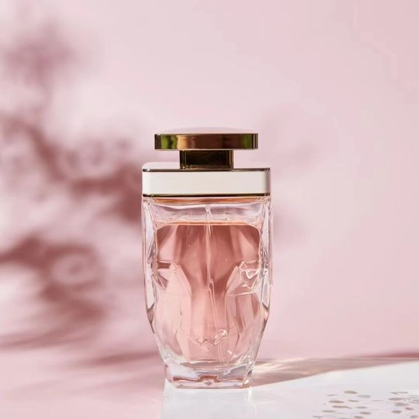 designer perfume la panthere 75ml women parfum neutral fragrance long lasting good smell charming body mist
designer perfume la panthere 75ml women parfum neutral fragrance long lasting good smell charming body mist
