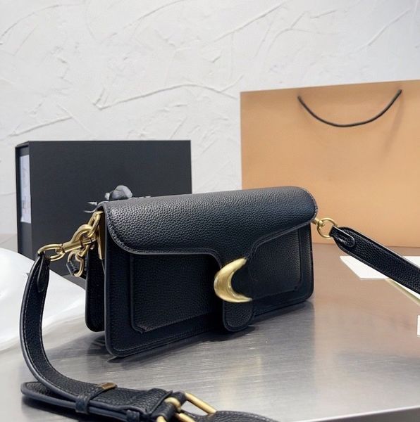 luxurys designers fashion flap bags womens quilted shoulder bag leather crossbody handbags small bag purses black tote purse handbag c lette
luxurys designers fashion flap bags womens quilted shoulder bag leather crossbody handbags small bag purses black tote purse handbag c lette