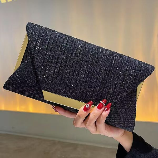 fashion temperament socialite dinner bag chain nightclub goddess beautiful women bag
fashion temperament socialite dinner bag chain nightclub goddess beautiful women bag