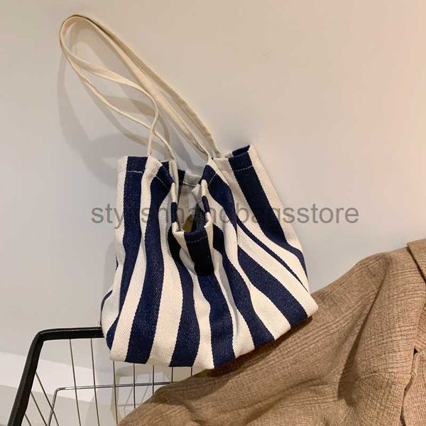 shoulder bags large capacity handbag 2023 women's bag spring new fashion simple shoulder bag casual commuter crossbody bagstylishhandba
shoulder bags large capacity handbag 2023 women's bag spring new fashion simple shoulder bag casual commuter crossbody bagstylishhandba