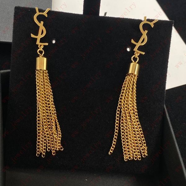classic gold alphabet fringe chain earrings dangle & chandelier for ladies, fashion must-haves for banquets, weddings, balls, parties, Silver
classic gold alphabet fringe chain earrings dangle & chandelier for ladies, fashion must-haves for banquets, weddings, balls, parties, Silver