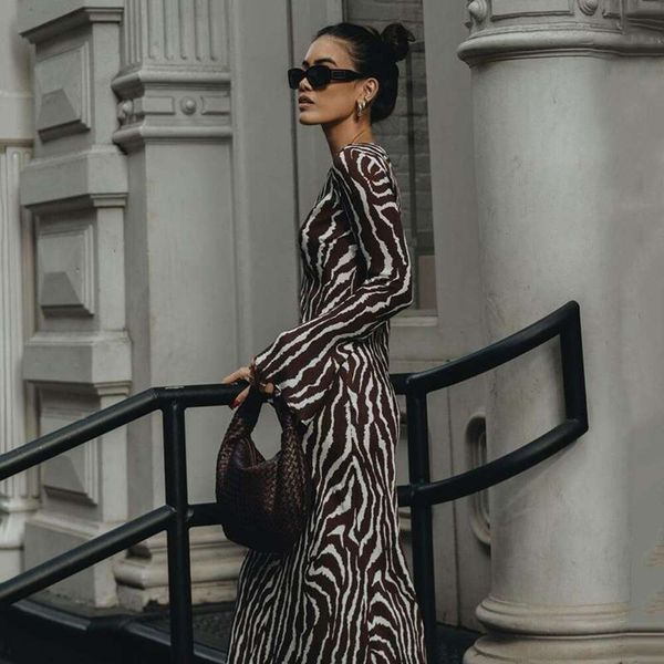 bohemia see through dress fashionable and casual round neck long sleeve printed autumn winter style for women, Black;gray
bohemia see through dress fashionable and casual round neck long sleeve printed autumn winter style for women, Black;gray