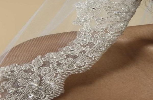 1 layer silver threaded chain scalloped edge embroidered veil with pearls sequins wedding veil 0022361903
1 layer silver threaded chain scalloped edge embroidered veil with pearls sequins wedding veil 0022361903