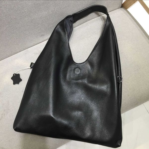 leather head cow leather manual forest dual purpose women's single shoulder bag messenger bag women's big bag porter bag 230815
leather head cow leather manual forest dual purpose women's single shoulder bag messenger bag women's big bag porter bag 230815