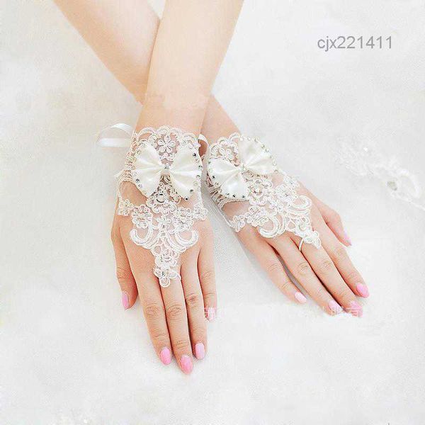 cute lovely fingerless lace appliques wedding bridal gloves crystals beaded bowknot selling 2cgd, Blue;gray
cute lovely fingerless lace appliques wedding bridal gloves crystals beaded bowknot selling 2cgd, Blue;gray
