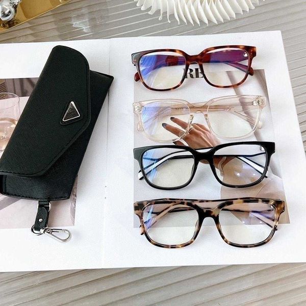 designer sunglasses eyeglass frame 17zv optical glasses niche color scheme, White;black
designer sunglasses eyeglass frame 17zv optical glasses niche color scheme, White;black