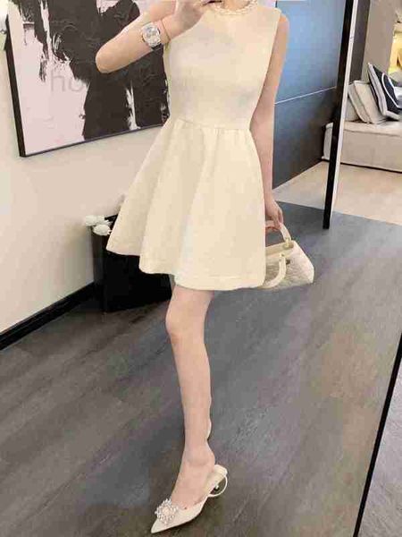 2023 new womens designer clothing summer dress women pearl mini dresswomen dress camellia dresses dinner party dress mother's day gift, White;black
2023 new womens designer clothing summer dress women pearl mini dresswomen dress camellia dresses dinner party dress mother's day gift, White;black