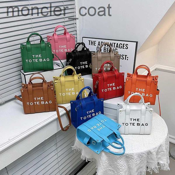 shoulder bag women's fashion 2023 spring new fashionable commuter tote bag texture travel handheld crossbody bag
shoulder bag women's fashion 2023 spring new fashionable commuter tote bag texture travel handheld crossbody bag