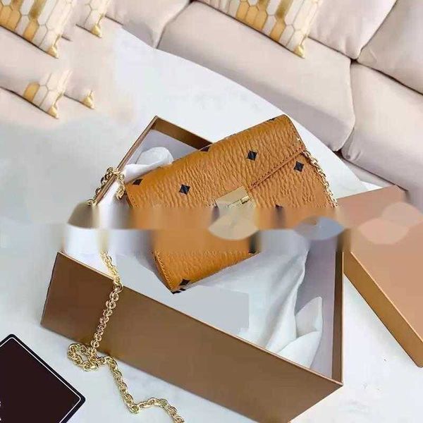 famous luxury woc chain designer crossbody bags vintage handbag women's genuine leather tote fashion girl gift wholesale shoulder bag m
famous luxury woc chain designer crossbody bags vintage handbag women's genuine leather tote fashion girl gift wholesale shoulder bag m