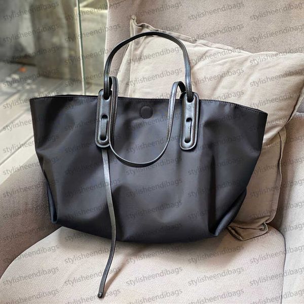 tote bag handbag oxford cloth bag women bag large capacity commuter bag ladies underarm bag zipper bag shoulder bag casual bag stylisheendib
tote bag handbag oxford cloth bag women bag large capacity commuter bag ladies underarm bag zipper bag shoulder bag casual bag stylisheendib