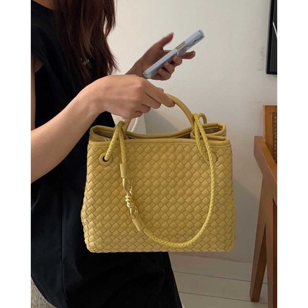leather designer andiamo bag botegas purse light skinned with textured cowhide woven bucket niche commuting and leisure carrying crossbody f
leather designer andiamo bag botegas purse light skinned with textured cowhide woven bucket niche commuting and leisure carrying crossbody f