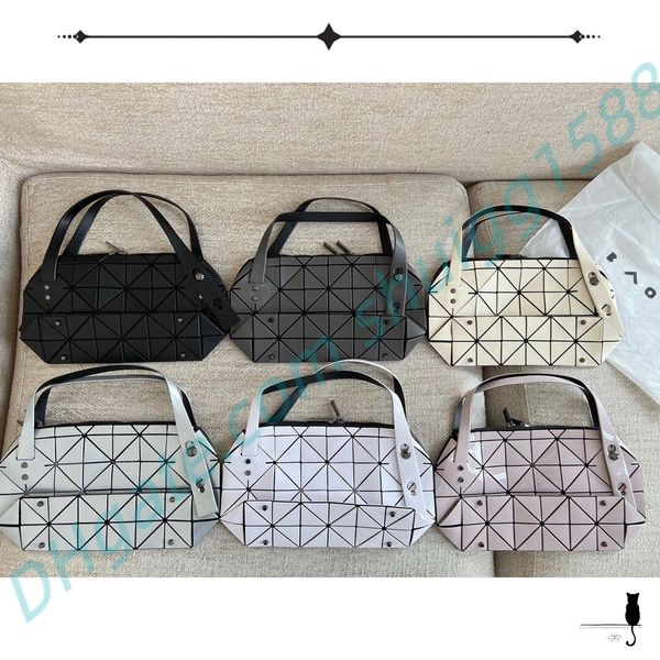 fashion designer shoulder bag luxury handbags leisure evening bags lady purse diamond lattice clutch bags leisure women toiletry pouch porta
fashion designer shoulder bag luxury handbags leisure evening bags lady purse diamond lattice clutch bags leisure women toiletry pouch porta