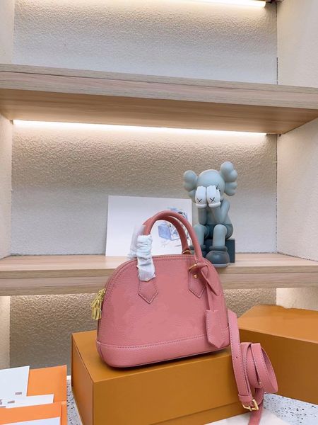 new fashion women's shell bag designer embossed leather traveler metal accessories double zipper handheld crossbody bag
new fashion women's shell bag designer embossed leather traveler metal accessories double zipper handheld crossbody bag