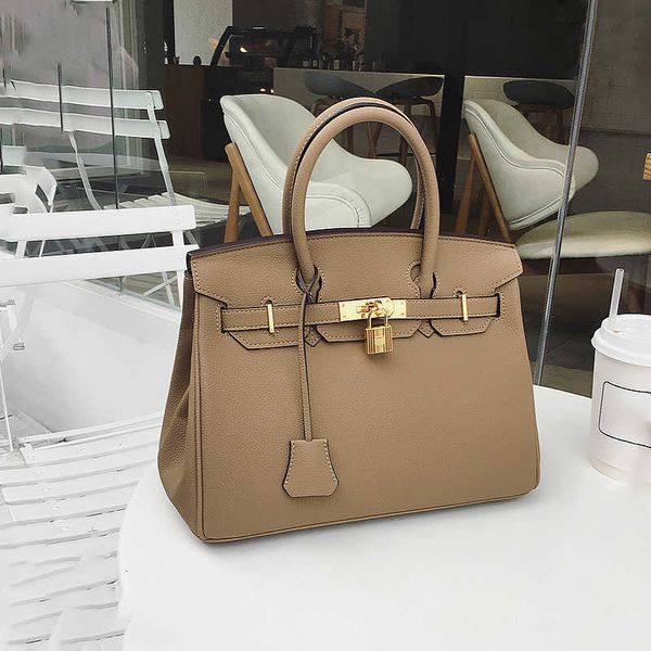 brikiss tote bags h ermes for sale real leather bag with lychee pattern highquality handbag fashionable and casual underarm womens versatile
brikiss tote bags h ermes for sale real leather bag with lychee pattern highquality handbag fashionable and casual underarm womens versatile