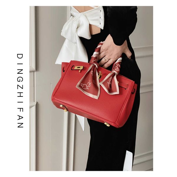 factory designer h ermes brikis's evening bags for women fan bag women's 2023 new genuine leather red bridal wedding handbag big w
factory designer h ermes brikis's evening bags for women fan bag women's 2023 new genuine leather red bridal wedding handbag big w
