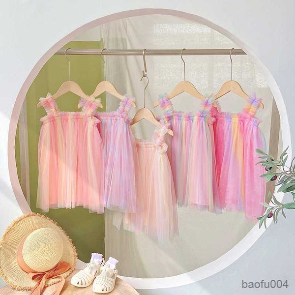 girl's dresses gaun selempang jala pelangi populer baru musim panas 2023 gaun putri renda tepi telinga kayu gaun pesta suspender berbul, Red;yellow
girl's dresses gaun selempang jala pelangi populer baru musim panas 2023 gaun putri renda tepi telinga kayu gaun pesta suspender berbul, Red;yellow
