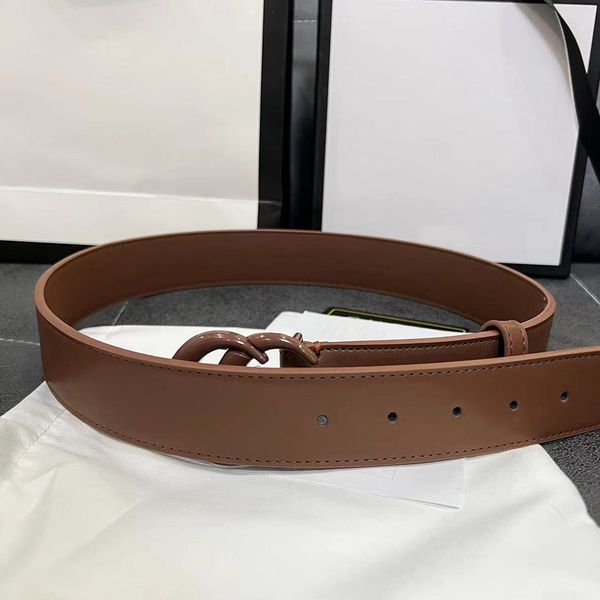 luxurys designer belt casual letter buckle business leather metal fashion needle buckle smooth leather waistband with a width of 6 color, Black;brown
luxurys designer belt casual letter buckle business leather metal fashion needle buckle smooth leather waistband with a width of 6 color, Black;brown