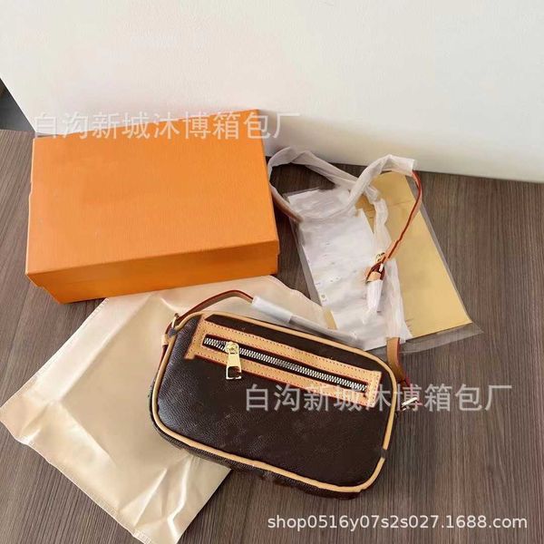 2023 new openmouthed smiling middle ancient bag camera bag single shoulder crossbody bag underarm bag method stick bag small square bag toas
2023 new openmouthed smiling middle ancient bag camera bag single shoulder crossbody bag underarm bag method stick bag small square bag toas