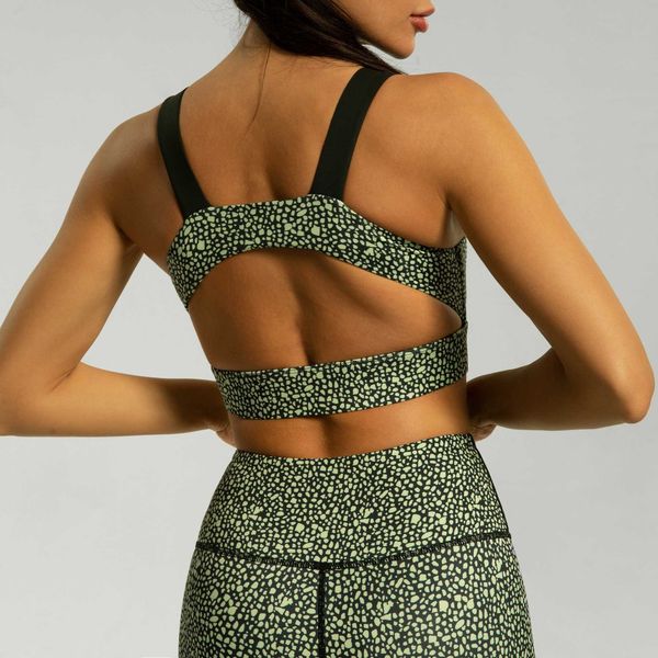 fitness suit hollow back sports bra stone pattern high waist lifting hip running leggings yoga suit
fitness suit hollow back sports bra stone pattern high waist lifting hip running leggings yoga suit