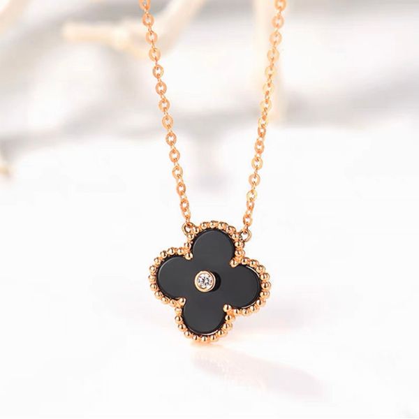 designer necklace four leaf clover pendant necklace wedding party jewelry locket necklace highly quality jewelry, Silver
designer necklace four leaf clover pendant necklace wedding party jewelry locket necklace highly quality jewelry, Silver