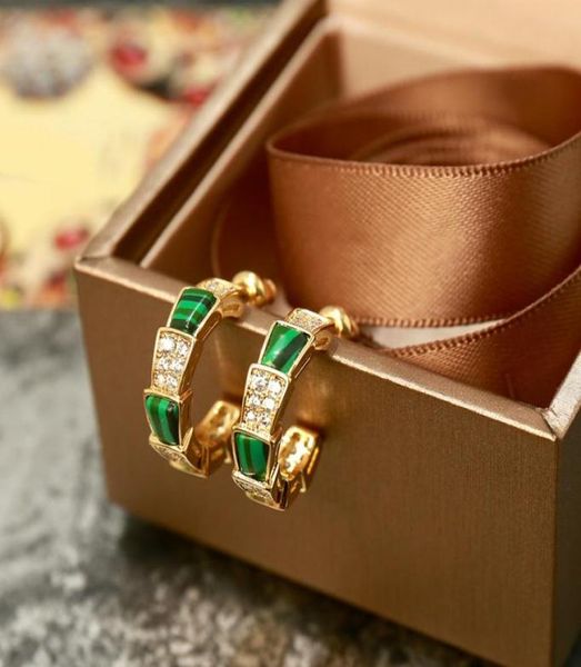 2022 stud mosaic zircon crystals slub stud earring for women luxury jewelry9911114, Golden;silver
2022 stud mosaic zircon crystals slub stud earring for women luxury jewelry9911114, Golden;silver