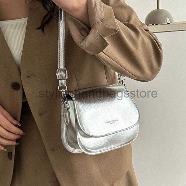 shoulder bags summer saddle small bag women's 2023 new versatile ins fashion small square bag advanced texture small crowd crossbody ba
shoulder bags summer saddle small bag women's 2023 new versatile ins fashion small square bag advanced texture small crowd crossbody ba
