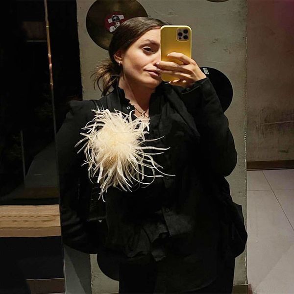 pins brooches luxury ostrich feather brooch for women fashion lapel pins hair hat accessories vintage floral feathers corsage pin 230808, Gray
pins brooches luxury ostrich feather brooch for women fashion lapel pins hair hat accessories vintage floral feathers corsage pin 230808, Gray