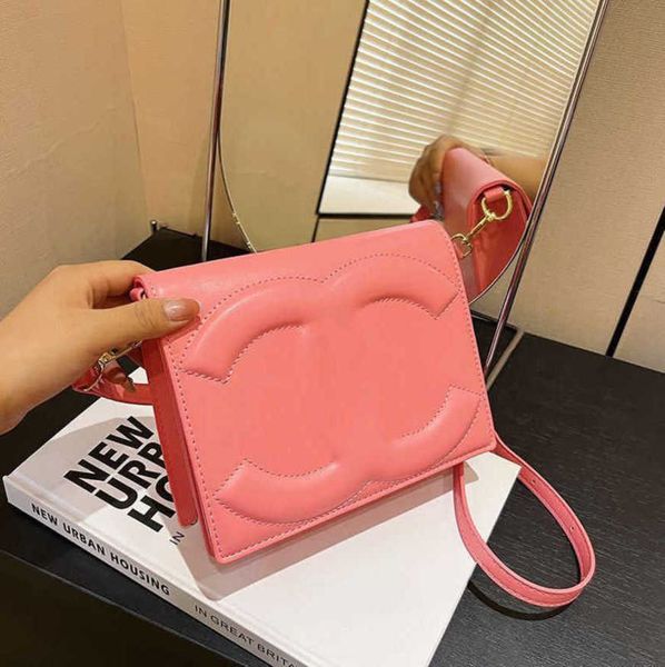 2023 designer channel women bag women's bag new spring fashion one shoulder crossbody bag rhombic embroidery wire caviar chain bag pink
2023 designer channel women bag women's bag new spring fashion one shoulder crossbody bag rhombic embroidery wire caviar chain bag pink