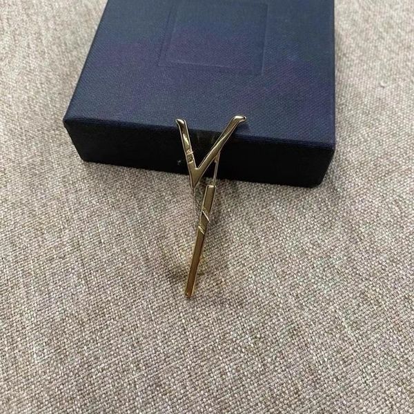 luxury 18k gold plated brooches designer y s l letters retro gift gold color pins women fashion broche large beads female clothes suit alloy, Gray
luxury 18k gold plated brooches designer y s l letters retro gift gold color pins women fashion broche large beads female clothes suit alloy, Gray