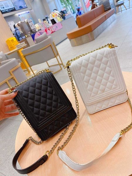 dinner bag xiaoxiang vertical edition lingge chain fashion women's bag single shoulder crossbody flip mobile phone gift box
dinner bag xiaoxiang vertical edition lingge chain fashion women's bag single shoulder crossbody flip mobile phone gift box