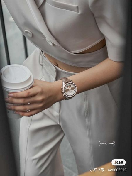 designer elegant women wrist watch speedmaster watches m6fn quartz movement chronograph uhr montre omg luxe perfect gift with box, Slivery;golden
designer elegant women wrist watch speedmaster watches m6fn quartz movement chronograph uhr montre omg luxe perfect gift with box, Slivery;golden