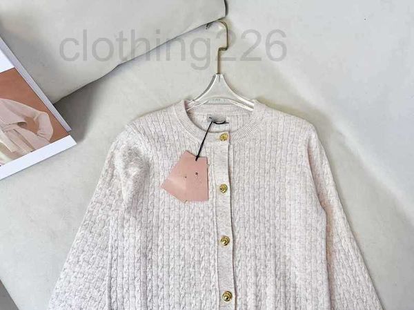 women's knits & tees designer 2023 early autumn new girl style sweet aging fried dough twists metal button round neck cardigan women dn, White
women's knits & tees designer 2023 early autumn new girl style sweet aging fried dough twists metal button round neck cardigan women dn, White