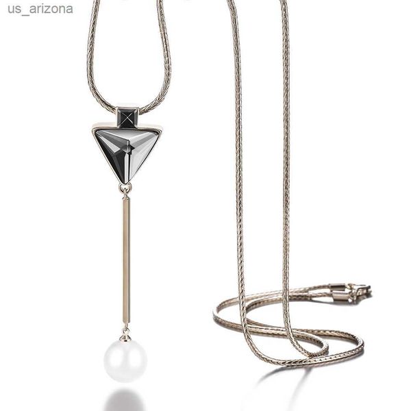 fashion womens geometric triangle pendant neckalce vintage design long sweater chain rhinestone necklace pearl jewelry gift l230620, Silver
fashion womens geometric triangle pendant neckalce vintage design long sweater chain rhinestone necklace pearl jewelry gift l230620, Silver
