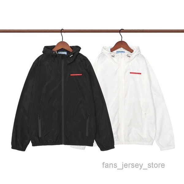 mens jacket windbreaker thin jacket coats with letters inverted triangle men women waterproof coat spring autumn clothes jackets outerwear m, Black;brown
mens jacket windbreaker thin jacket coats with letters inverted triangle men women waterproof coat spring autumn clothes jackets outerwear m, Black;brown