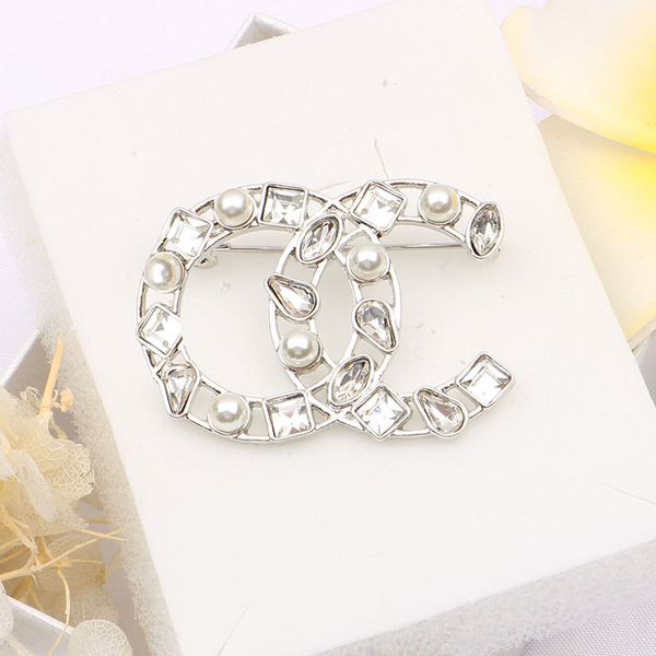 classical brooch designer letter retro gift gold color pins women fashion broche large beads female clothes suit alloy brooch for hats class, Gray
classical brooch designer letter retro gift gold color pins women fashion broche large beads female clothes suit alloy brooch for hats class, Gray