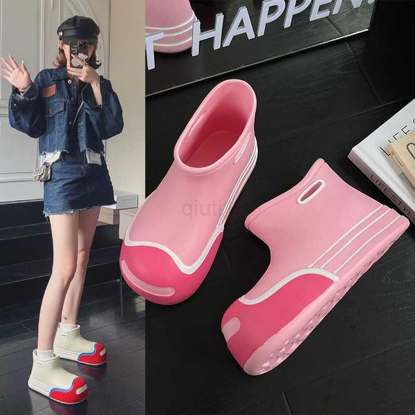 boots color matching smiley non-slip rain boots summer new fashion short boots all-match quick-drying thick-soled women's shoes, Black
boots color matching smiley non-slip rain boots summer new fashion short boots all-match quick-drying thick-soled women's shoes, Black