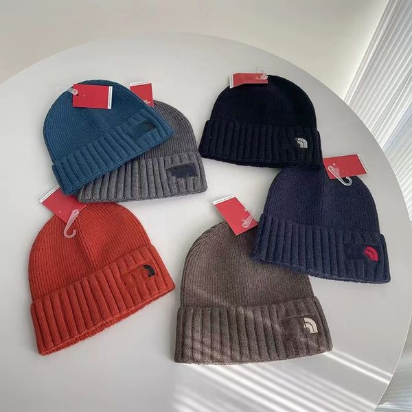 designer fashion beanie embroidered autumn and winter warm knitted cap with fashion high-grade plaid skull cap high-quality products, Blue;gray
designer fashion beanie embroidered autumn and winter warm knitted cap with fashion high-grade plaid skull cap high-quality products, Blue;gray