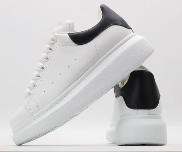 2023 with box sneakers casual shoes womens men white black suede leathe platform
2023 with box sneakers casual shoes womens men white black suede leathe platform