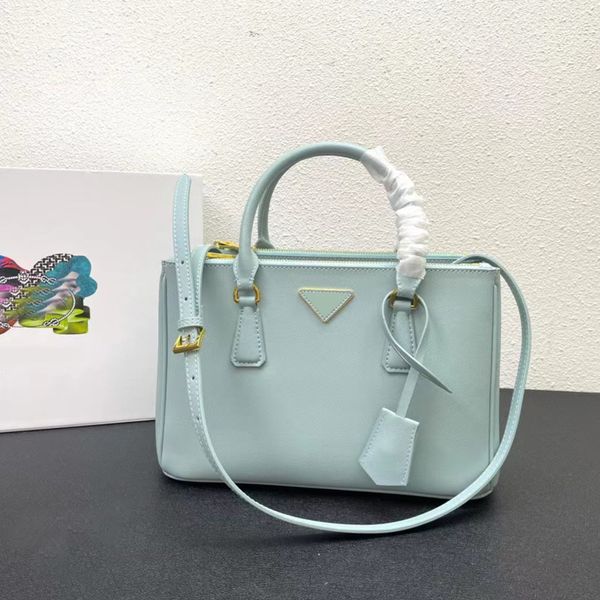 designer tote bag women handbags galleria saffiano tote bag classic leather shoulder purses lady killer shopping crossbody handbag luxurys d
designer tote bag women handbags galleria saffiano tote bag classic leather shoulder purses lady killer shopping crossbody handbag luxurys d