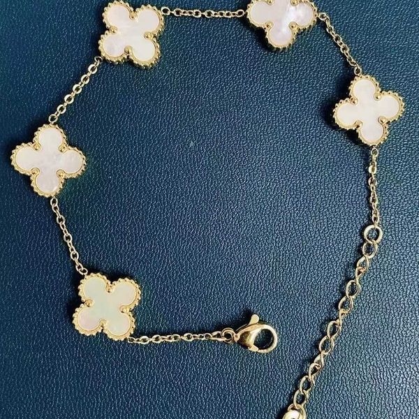 clover bracelet bangle jewelry non fading and non allergic korean version of the four leaf clover doublesided bracelet valentines day gift v, Black
clover bracelet bangle jewelry non fading and non allergic korean version of the four leaf clover doublesided bracelet valentines day gift v, Black