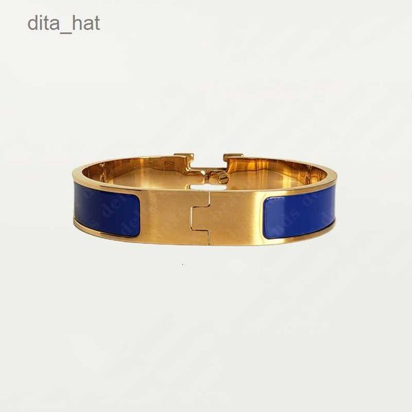 classic designer 18k gold bracelet men women birthday gift mother's day jewellery holiday gift, Black
classic designer 18k gold bracelet men women birthday gift mother's day jewellery holiday gift, Black