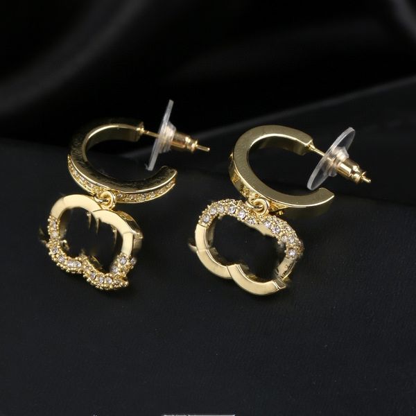 various models simple luxury desinger letter ccity stud long dangle earrings pearl tassel channel crystal wedding party jewelry accessories, Golden;silver
various models simple luxury desinger letter ccity stud long dangle earrings pearl tassel channel crystal wedding party jewelry accessories, Golden;silver
